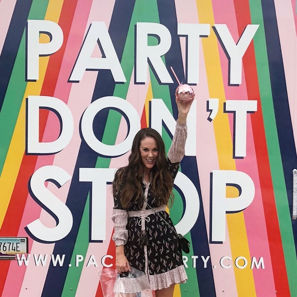 Meet your Posher, Lindsey - Picture 1 of 1